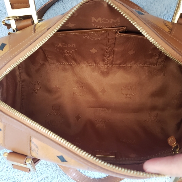 MCM Papilon - Picture 7 of 16